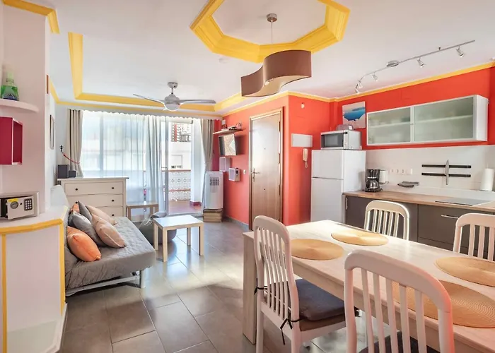 Apartamento Penthouse In Old Town, 100m From The Fuengirola