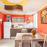 Penthouse In Old Town, 100m From The Апартаменти Фуенхірола