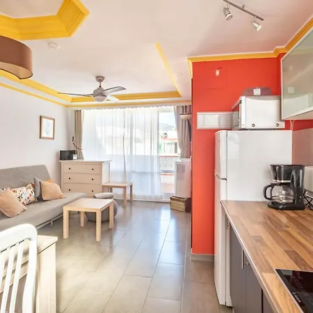 Penthouse In Old Town, 100m From The Lägenhet *